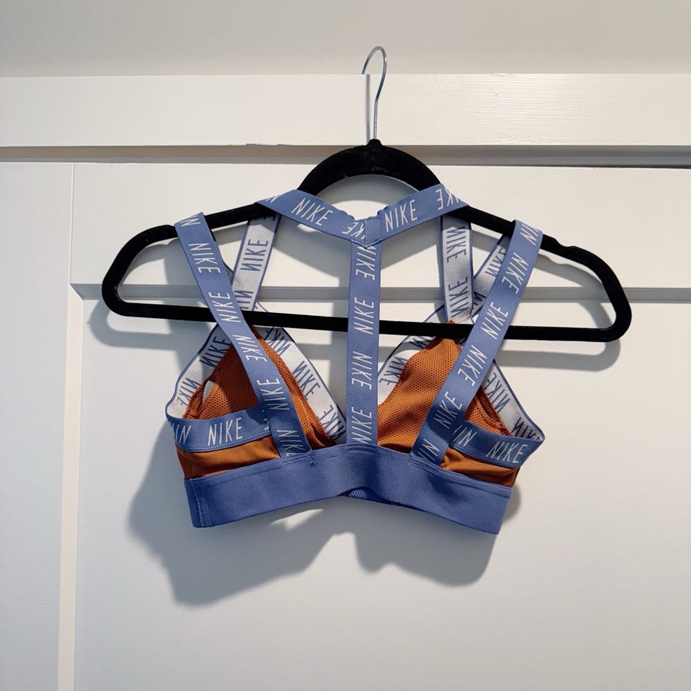 Nike Strappy Sports Bra - Picture 2 of 4